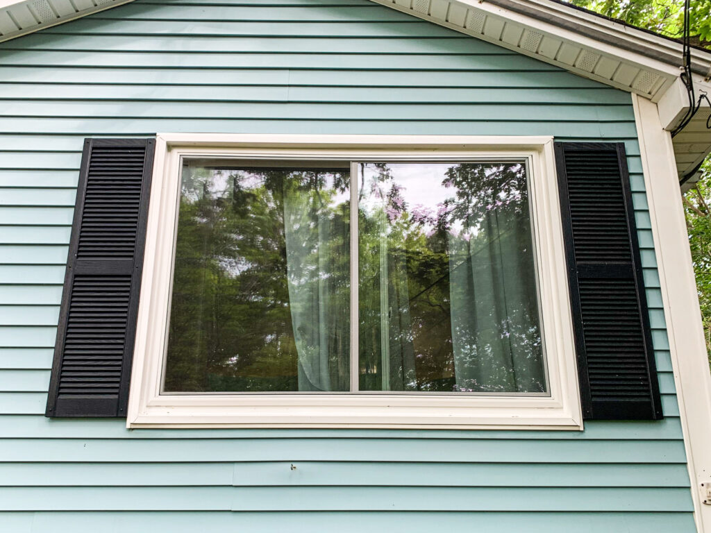 Learning to lower your energy bills is easy as replacing your windows! 